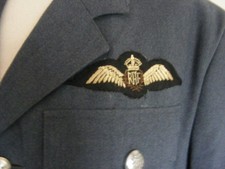 Vintage 1960s RAF British uniform jacket with Air Force wings badge chest 40"