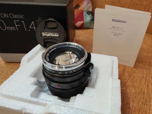 Voigtlander 40mm vm - f1.4,