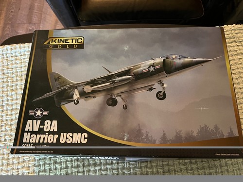 Kinetic gold 8a usmc - 1/48,