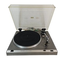 Hitachi HT-324 Turntable