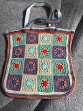 Crochet Bag With Lined Straps