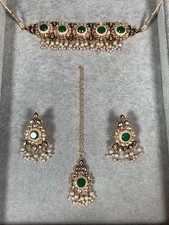 Pakistani Indian Party Choker Gold Necklace Kundan set Green Stones Pearls 