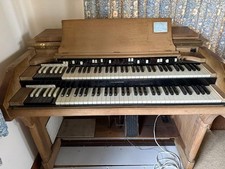 Hammond Model K Organ light brown colour, comes with seat