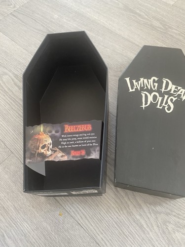 Living dead dolls - dolls, beelzebub
