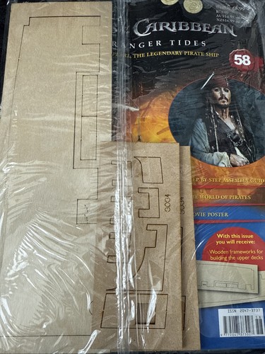 Hachette build the - the, pirates