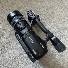 SONY HVR-V1E HDV Camcorder 20X Optical Zoom ClearVid CMOS sensor