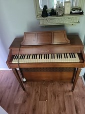 Viscount Elecronic Piano /