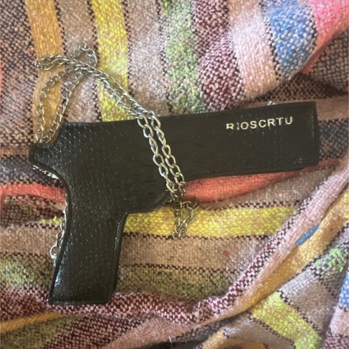 Rioscrtu black gun shaped - rioscrtu, gun-shaped