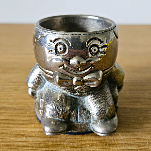 Silver plated egg cup - plated,