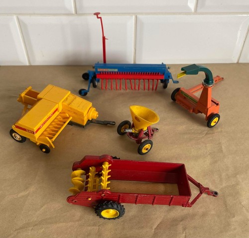 Britains vintage farm toys job - britains,