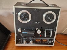 AKAI FOUR TRACK REEL TO REEL TAPE RECORDER. 1721L