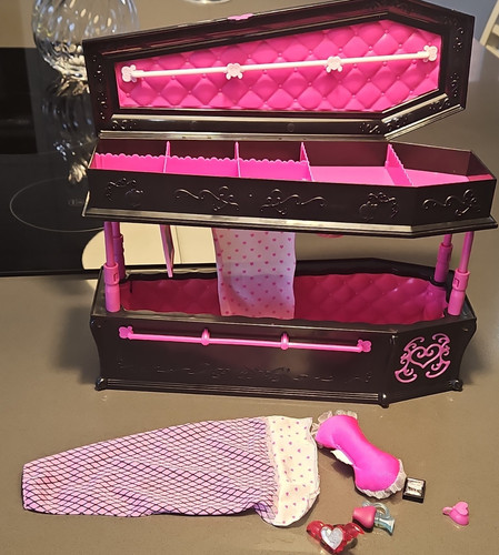 Monster high drculaura coffin - high,