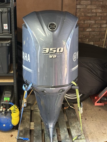 Yamaha 350 outboard engine - yamaha,