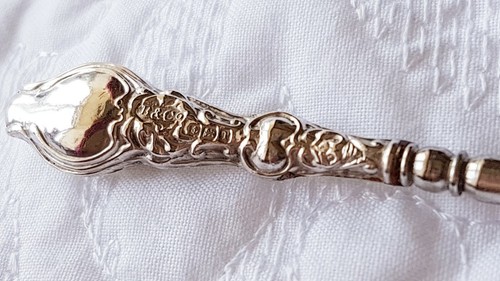 Antique silver handled - ~,