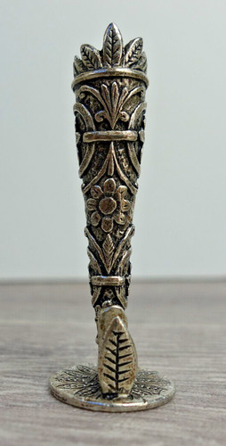 Past times victorian ornate - past,