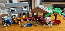 TOY FARM & TRACTORS.