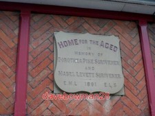 PHOTO  PLAQUE ON PEASENHALL