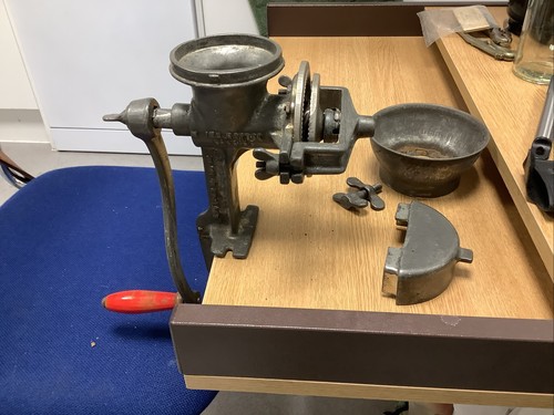 Vintage manual coffee grinder - manual,