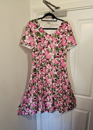 Tina taylor vintage floral - tina,