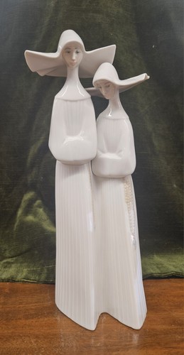 Vintage lladro pair nuns - lladro,