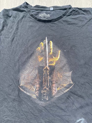 Assassins creed shirt - t,