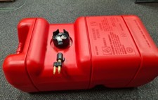 Mercury mariner plastic - l,