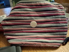 Great Kipling Pouch/wash Bag?,can Be Used Inside Big Bag Adj Straps Free With It