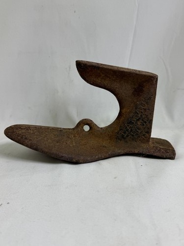 Antique lamac trooe cast - lamac,