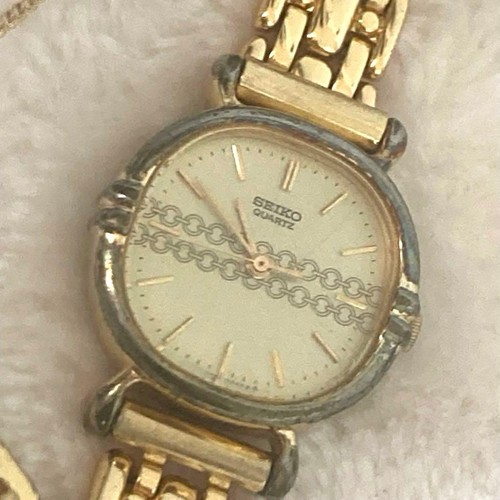 Seiko quartz women watch - seiko,