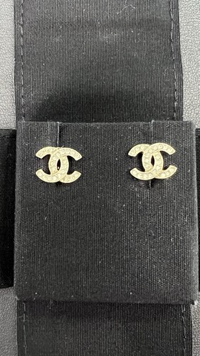 Chanel authentic classic - chanel,