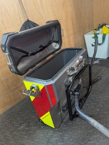 Bumot defender evo pannier - ,
