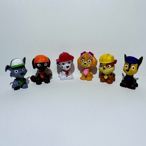 Paw patrol figure - paw,