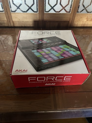 Akai professional force - akai,