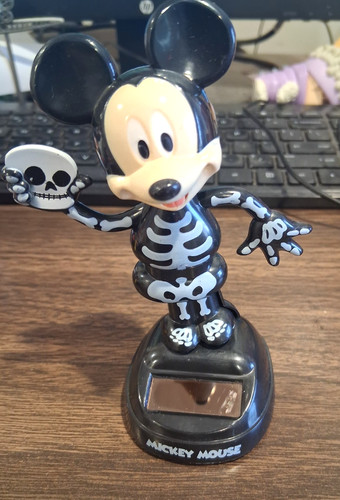 Disney solar bobble heads - disney, bobble-heads