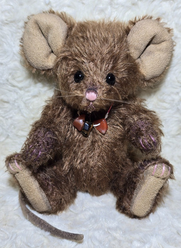 Charlie bears hiccup - bears, minimo