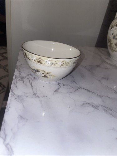 107 vintage royal doulton - 107,
