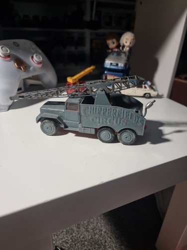 Corgi international crane - corgi,