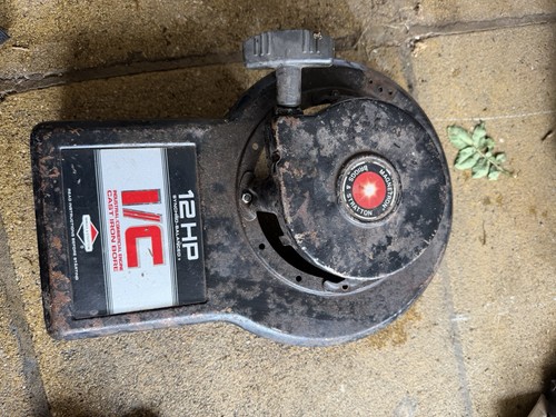 Briggs and stratton engine - stratton,