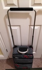 SUB Q G Cabin Bag/Lawn Bowling Trolley Bag, Woods Are Not Included, Nice Bag