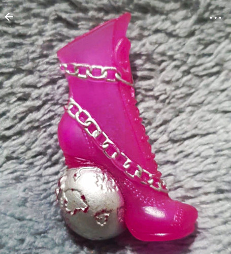 Monster high doll - high,