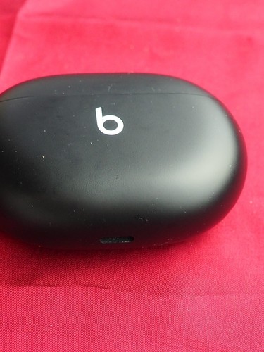 Beats studio buds case only - case, &