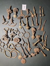 A Collection Of Antique Brass Bronze Drawer Cabinet Handles Job Lot