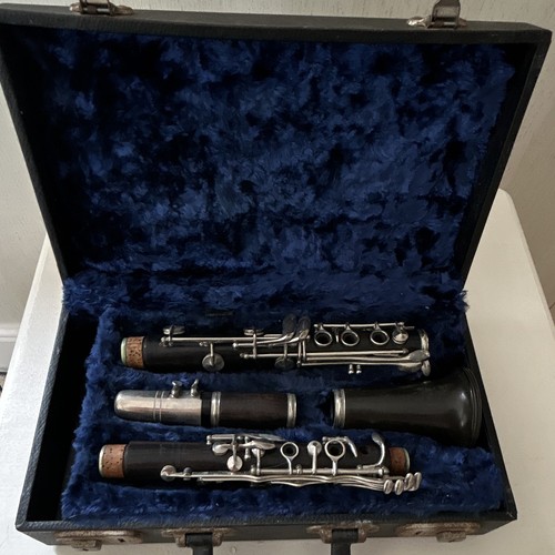 Boosey hawkes bb clarinet - &, 77