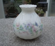 Wedgewood Angela Vintage 1980 Bone China Posy Pot Swirl Ribbed  8cm tall