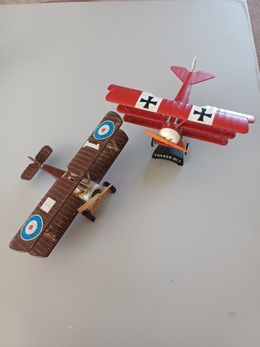 Diecast model aircraft del - diecast,