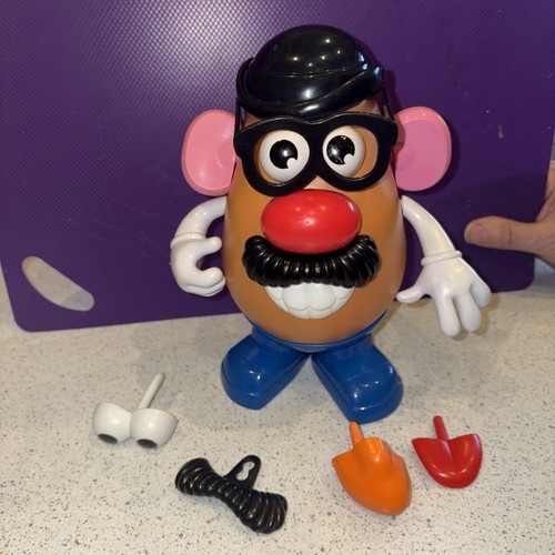 Potato head with many - head,