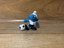 1x Vintage Smurf Figure. Smurf Football Bully 1978.