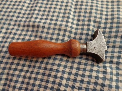 Glazing iron leather working - leather,
