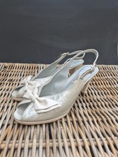 HB Espana Silver Peep Toe Shoes Size 5.5