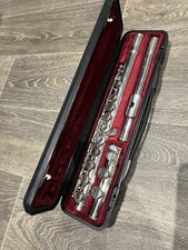 Yamaha YFL-221S Concert Flute